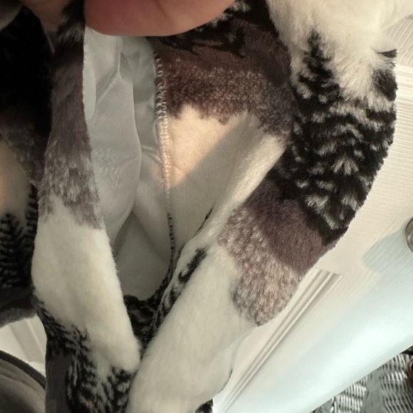 Glacier Gear Outdoor Fleece Vest Black & White trees pockets full zip XL - Picture 5 of 7